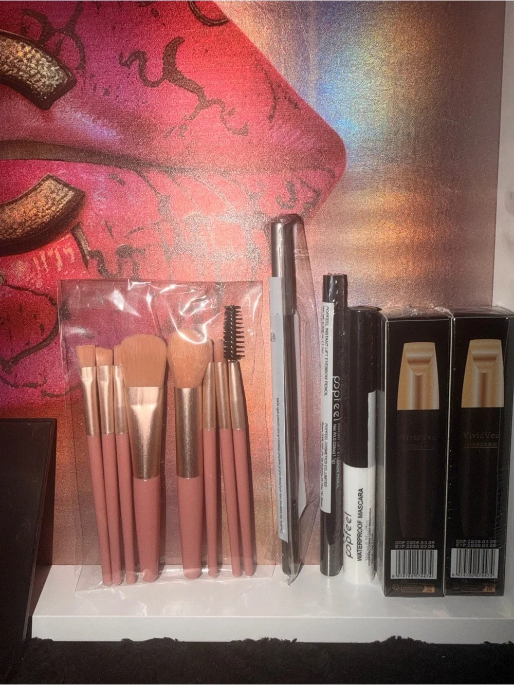 Popfeel 10 PC Set Multi-Color Eyeshadow & Brush Set & More